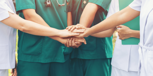 fostering-teamwork-and-collaboration-among-nursing-staff